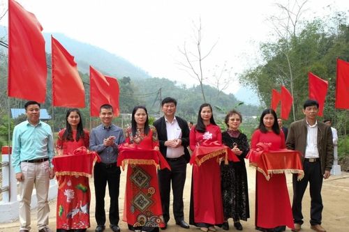 Gala nhân ái đấu giá tranh xây nhà tình nghĩa