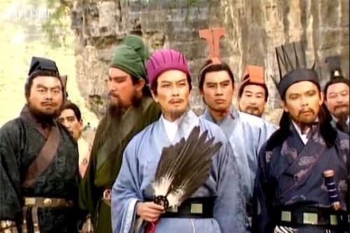Nguồn gốc và bí mật về chiếc quạt lông vũ được Gia Cát Lượng luôn cầm theo bên người