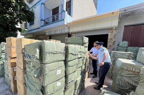 Phát hiện kho chứa hơn 20 tấn mỹ phẩm nhập lậu