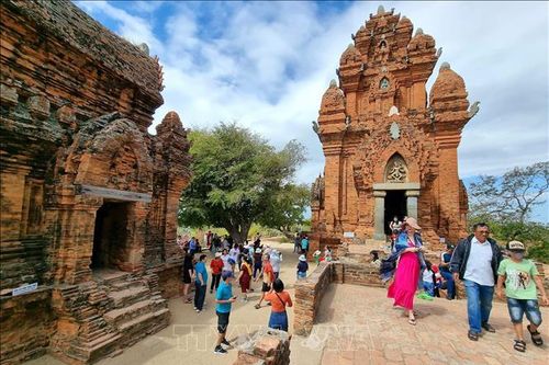 Thúc đẩy liên kết vùng, quốc gia để phát triển du lịch
