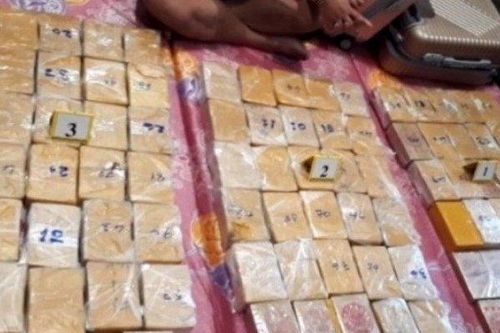 Phát hiện nhiều vali chứa 184 bánh heroin ở TP.HCM