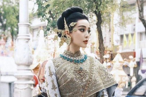 Phạm Băng Băng đẹp như nữ hoàng với trang phục truyền thống Thái Lan, có một sao Việt cũng không kém cạnh
