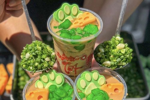 Đu trend trà sữa hành lá, người trẻ ăn uống khó hiểu hay chiêu trò của quán?