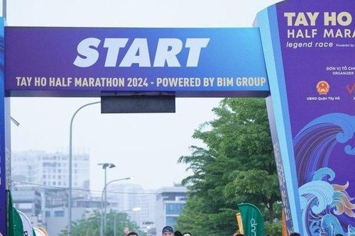 Hơn 10.000 VĐV tranh tài tại giải chạy bán marathon lớn nhất Việt Nam
