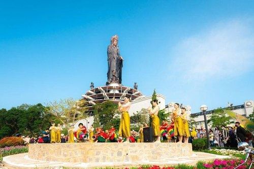 Đến núi Bà Đen khám phá đặc sản văn hóa Khmer người Nam bộ dịp 30/4-1/5