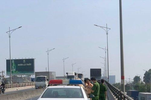 Đồng Nai: Khởi tố, bắt tạm giam tài xế vượt ẩu khiến 2 người tử vong