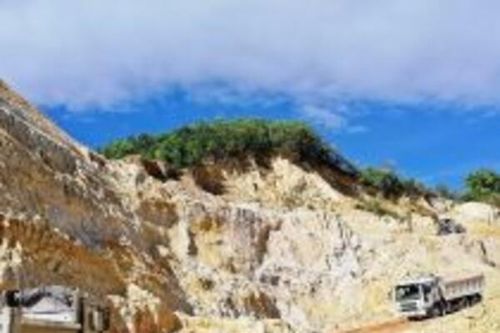 Tước giấy phép, đình chỉ hoạt động khai thác khoáng sản đối với Công ty Tuấn Thiện