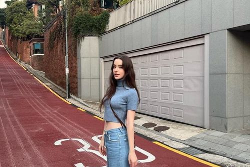 Hot girl Nga có triệu fan trên mạng xã hội nhờ sắc vóc búp bê