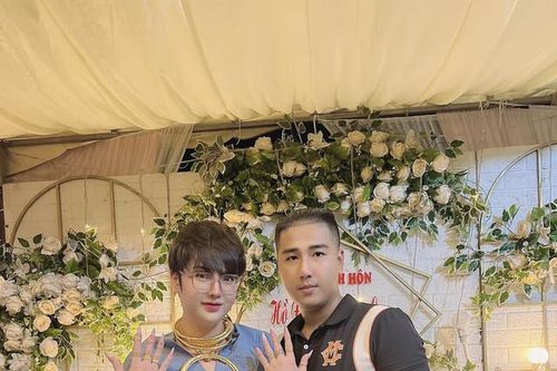 Mẹ chồng con dâu đều 'mê' vàng, về quê là đưa nhau đi mua