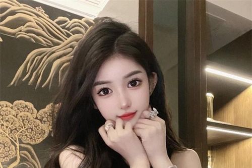 Lộ diện hot girl 'phú bà' mới tại xứ Trung: Nhan sắc đỉnh chóp, thường xuyên flex cuộc sống sang chảnh