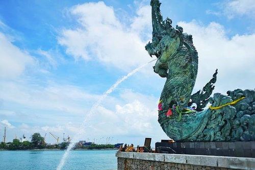 Những biểu tượng du lịch kỳ lạ khiến nhiều người thích thú
