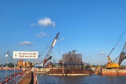 Dự án cầu Đại Ngãi bị ảnh hưởng tiến độ do khan hiếm nguồn cát