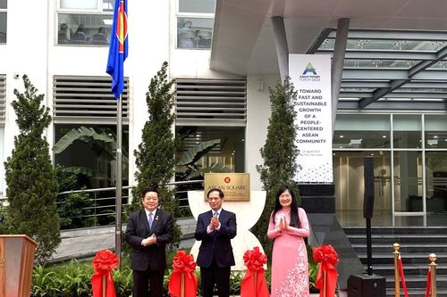 Khánh thành Quảng trường ASEAN