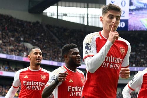 Arsenal chật vật giành 3 điểm trước Tottenham