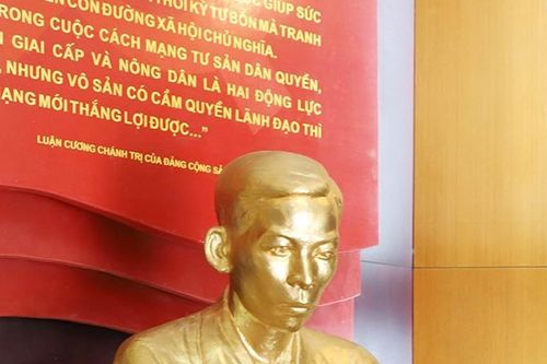 Nhà lý luận chính trị xuất sắc của Đảng