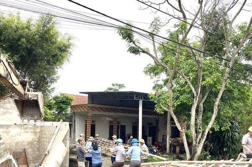 Một xã tại Quảng Bình có 30 hộ dân tự nguyện hiến đất làm đường