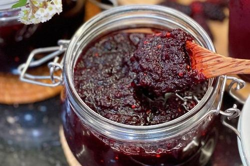 Loại quả thâm đen tốt cho phổi, hè nóng bức nhiều người ngâm uống giải nhiệt nhưng dễ phải đổ bỏ nếu không biết những điều này