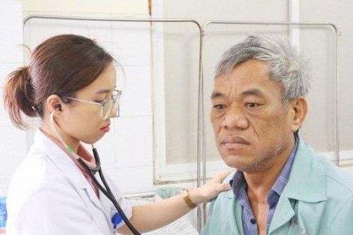 Lần đầu tiên đi khám bệnh, người đàn ông 61 tuổi bất ngờ với 'ổ bệnh' nguy hiểm