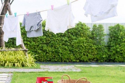 Bí quyết giúp chị em giặt đồ 'nhàn tênh' mùa nắng nóng