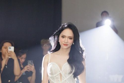 Hương Giang và dàn sao quốc tế rạng rỡ trong váy cưới của nhà thiết kế Hương Phạm