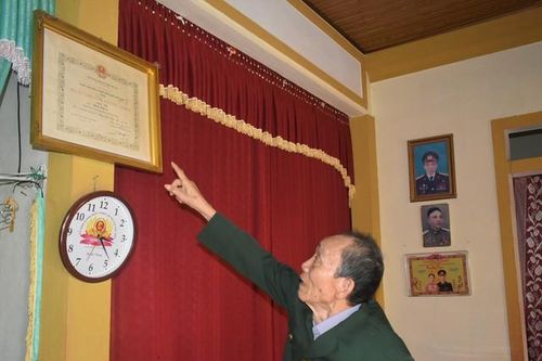 Chuyện về những người mở đường, gánh gạo, kéo pháo vào Điện Biên