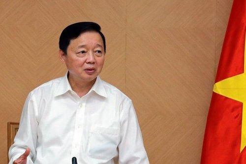 Phó Thủ tướng: Sớm thể chế hóa các chính sách cho xe điện 4 bánh