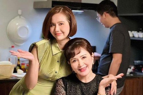 'Mẹ ruột' diễn viên Huyền Lizzie là nữ hoàng ảnh lịch nổi tiếng, tuổi 60 trẻ đẹp nhờ chăm ăn món nhớt nhớt