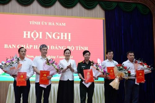 Ban Bí thư chuẩn y 3 Ủy Thường vụ Tỉnh ủy, chỉ định 5 Tỉnh ủy viên