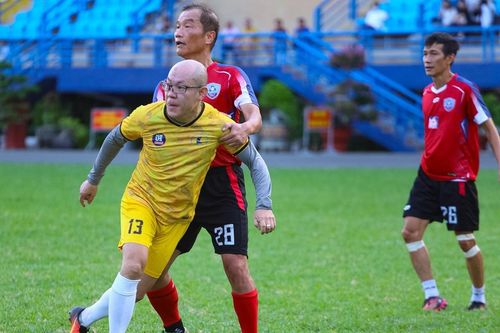 Hào hứng chờ đợi giải bóng đá cựu sinh viên khoa học