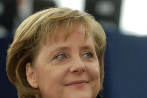 Hé lộ thời điểm hồi ký của cựu Thủ tướng Đức Angela Merkel 'lên kệ'