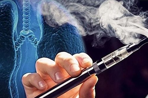Chính phủ yêu cầu tăng cường kiểm soát, ngăn chặn tác hại của thuốc lá điện tử