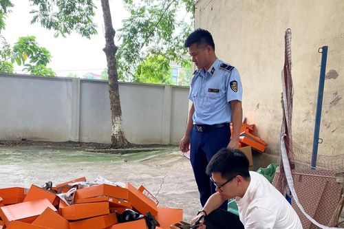 Xử phạt hành chính hộ kinh doanh trưng bày hàng hóa giả mạo nhãn hiệu Hermès