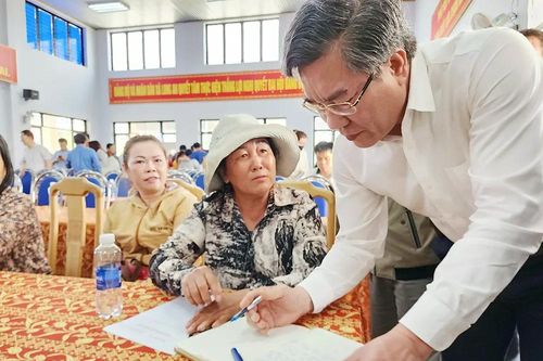 Quyết tâm chính trị cao nhằm tháo vướng mắc trong giải phóng mặt bằng các dự án trọng điểm