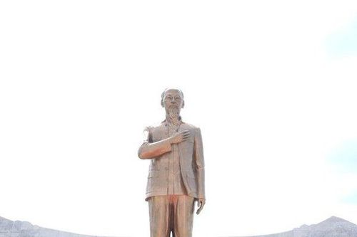 Khánh thành tượng đài Bác Hồ tại Tp.Phú Quốc, tỉnh Kiên Giang