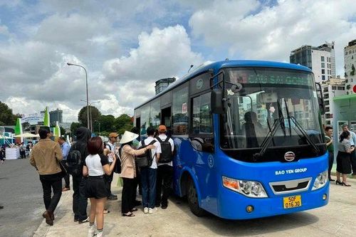 Tp.HCM: Mở rộng triển khai thanh toán không dùng tiền mặt trên xe buýt