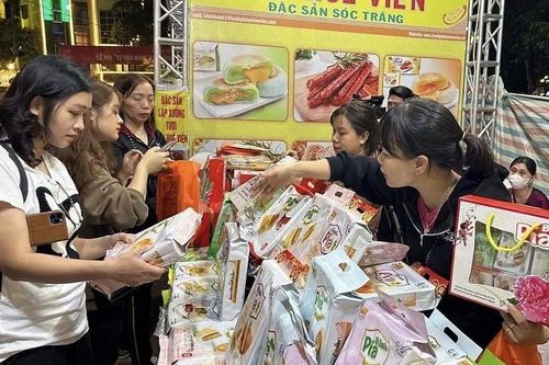 Tăng cường giám sát chất lượng hàng hóa, thiết bị đo lường tại chợ, trung tâm thương mại