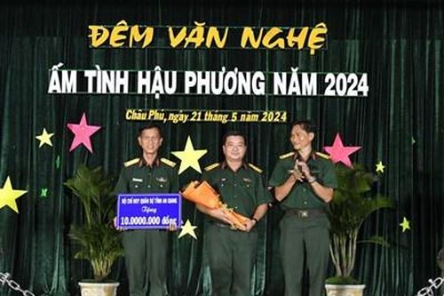 An Giang: 'Ấm tình hậu phương'