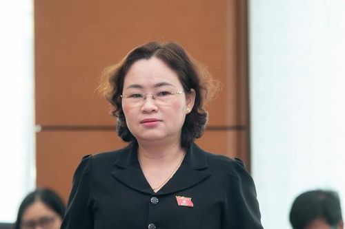 Có cán bộ lo giữ sự an toàn, không dám quyết, không dám làm