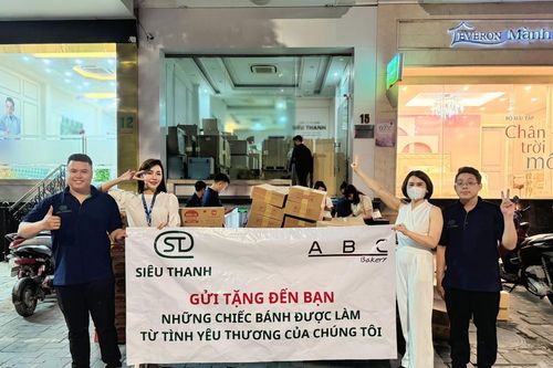 130.000 chiếc bánh mỳ tình yêu được dành tặng dịp Đại lễ Phật đản