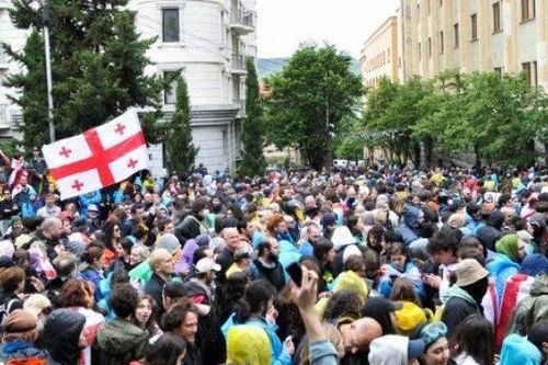 Quốc gia láng giềng Nga tuyên bố không muốn trở thành 'Ukraine thứ hai'