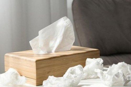Tại sao không nên đặt giấy vệ sinh ở đầu giường?