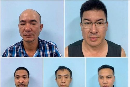 Hà Nội: Bắt 6 con bạc đang sát phạt nhau trong chợ hoa Quảng An