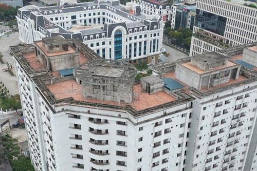 Sở hữu 2 mặt tiền, khu tái định cư vẫn bị bỏ hoang hơn thập kỷ