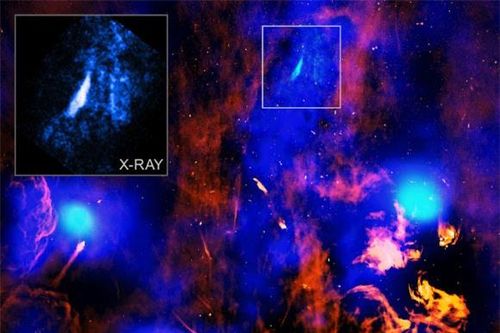 Lỗ thủng tử thần lộ ra giữa 'trái tim' thiên hà chứa Trái Đất