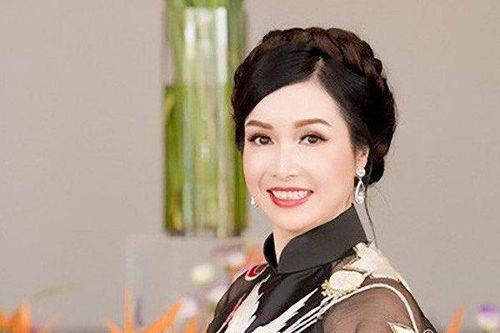 Nàng hậu với chiều cao khiêm tốn, sau 36 năm đăng quang cuộc sống hiện tại có gì mới?