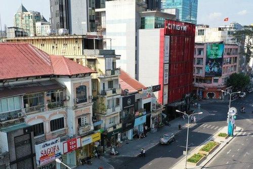 Mặt bằng trung tâm TP.HCM vắng bóng, shophouse hút khách thuê