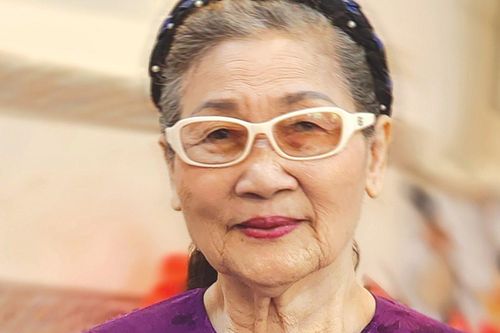 Đặng Nguyệt Anh: Nữ sĩ bước ra thế giới bằng thơ