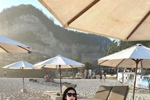 Nữ travel blogger xứ Hàn sở hữu thân hình đẹp như photoshop