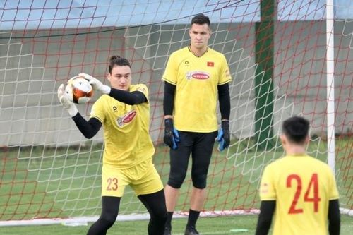 Vòng loại World Cup 2026: Thủ môn Văn Lâm mong muốn học hỏi kinh nghiệm từ Nguyễn Filip