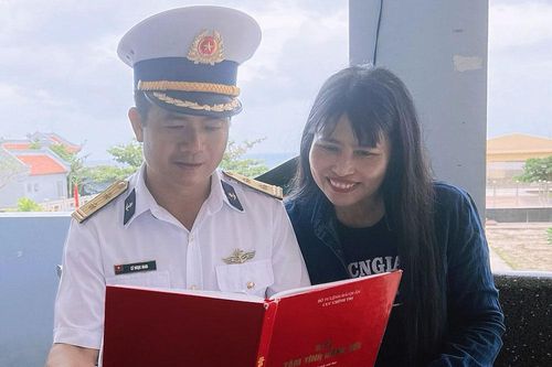 Đắp bồi 'chất thép' cho chiến sĩ Trường Sa